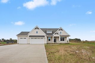 8524 Bosque Drive Se, Caledonia Twp, MI 49316