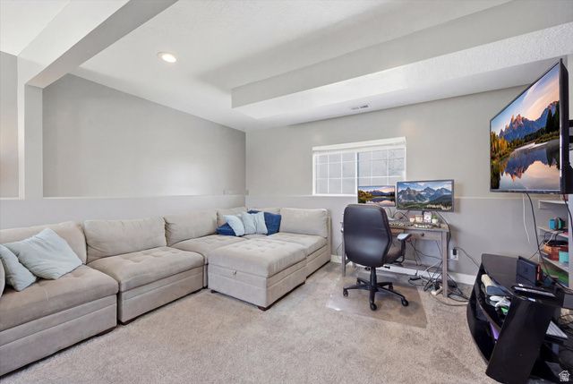 6831 S FOX RIDGE WAY, West Jordan, UT 84081