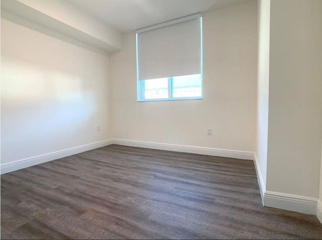 110 SW 12 Street 907, Miami, FL 33130