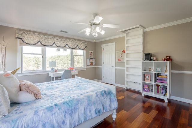 25 Ridgerock Drive, Signal Mountain, TN 37377