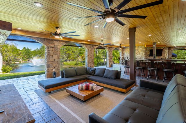 25 Ridgerock Drive, Signal Mountain, TN 37377