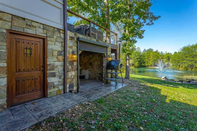 25 Ridgerock Drive, Signal Mountain, TN 37377