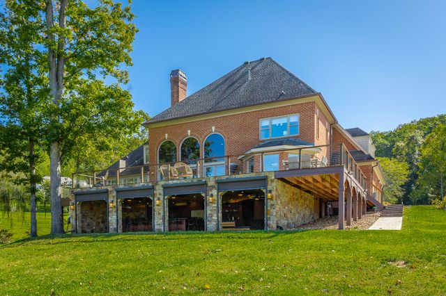 25 Ridgerock Drive, Signal Mountain, TN 37377