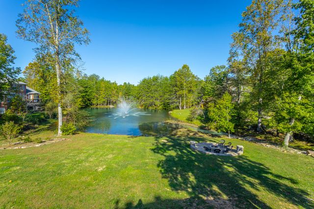25 Ridgerock Drive, Signal Mountain, TN 37377