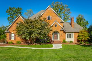 25 Ridgerock Drive, Signal Mountain, TN 37377
