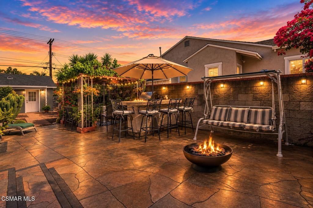 Image 21 of property listing at 1484 N Rose Street, Burbank, CA 91505