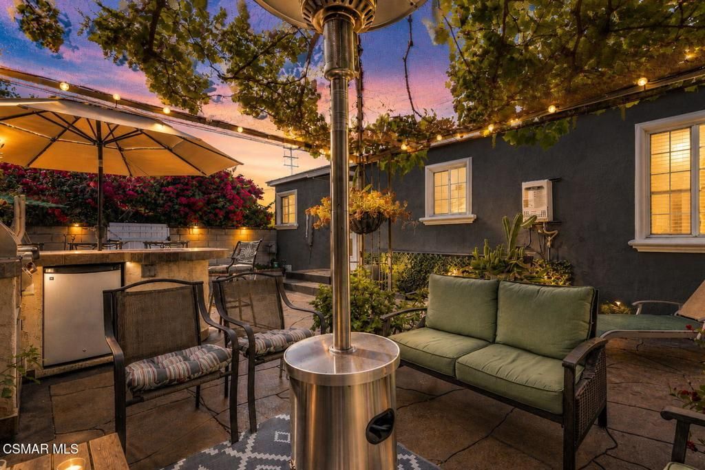 Image 23 of property listing at 1484 N Rose Street, Burbank, CA 91505