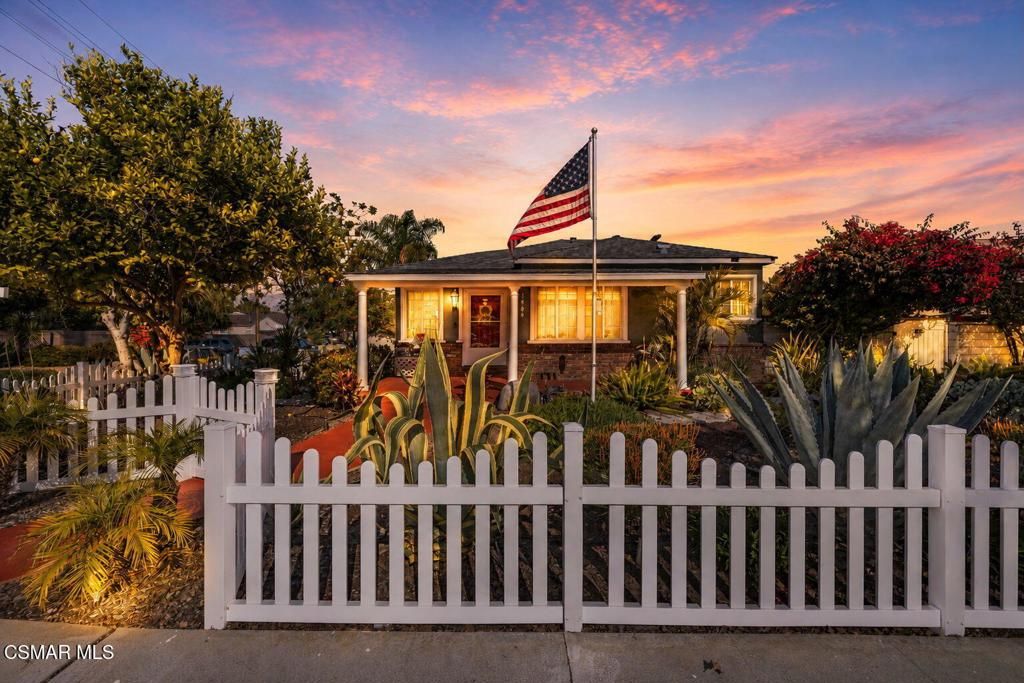 Image 28 of property listing at 1484 N Rose Street, Burbank, CA 91505