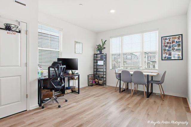 2117 Yellowstone Boulevard, Mundelein, IL 60060