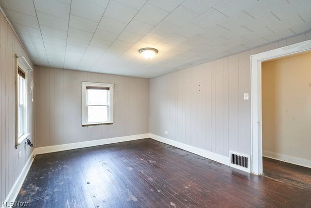 1153 Lily Street, Akron, OH 44301