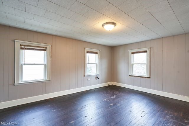 1153 Lily Street, Akron, OH 44301