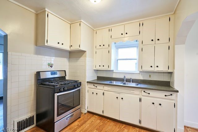 1153 Lily Street, Akron, OH 44301