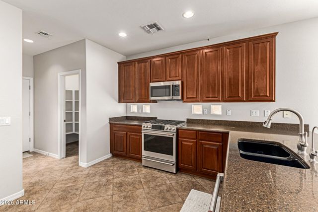 5510 W TETHER Trail, Phoenix, AZ 85083