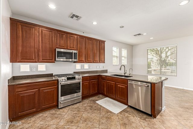 5510 W TETHER Trail, Phoenix, AZ 85083