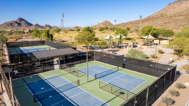 5510 W TETHER Trail, Phoenix, AZ 85083