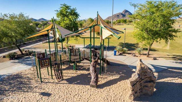 5510 W TETHER Trail, Phoenix, AZ 85083