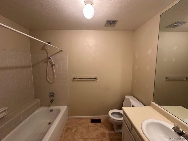 5704 W 75th Avenue, Arvada, CO 80003