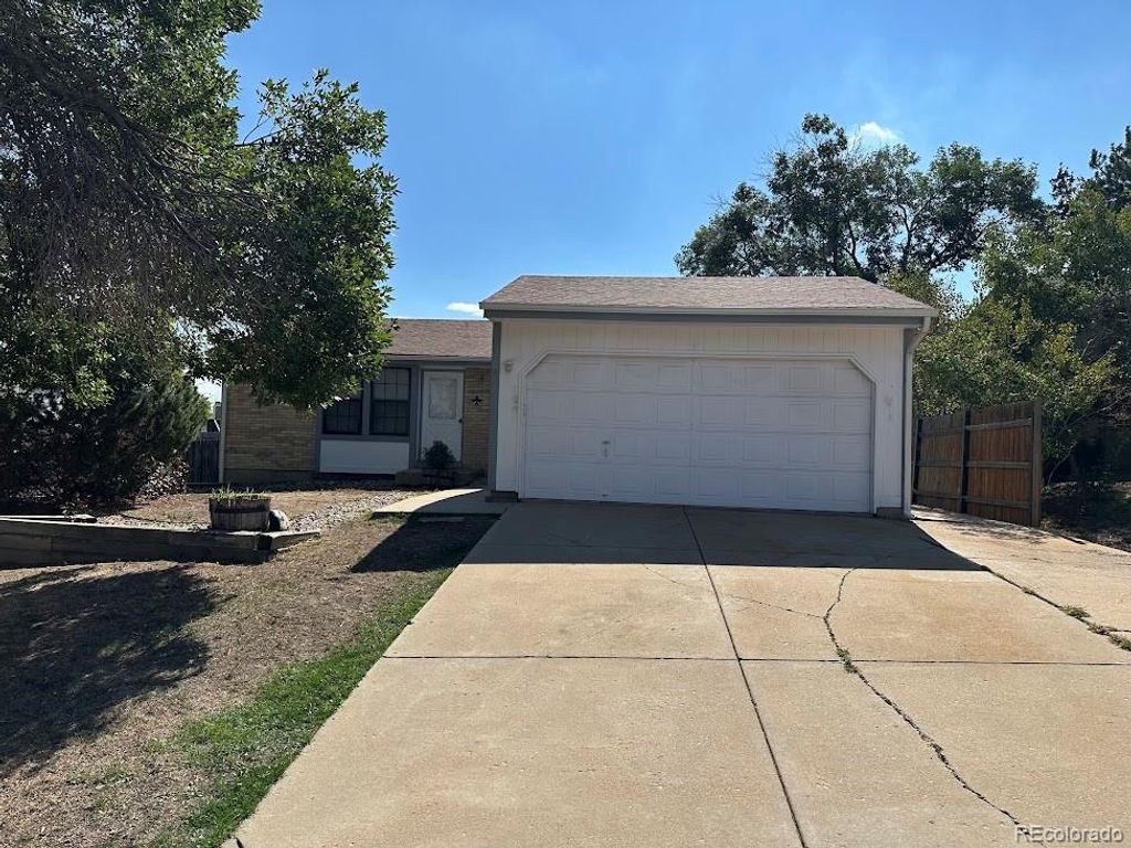 5704 W 75th Avenue, Arvada, CO 80003