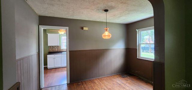 1409 adams, Mt Healthy, OH 45231