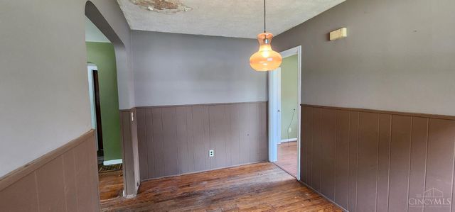 1409 adams, Mt Healthy, OH 45231