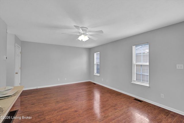 10540 Clayton Allen Blvd, Louisville, KY 40229