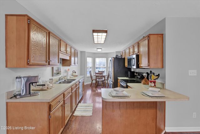 10540 Clayton Allen Blvd, Louisville, KY 40229