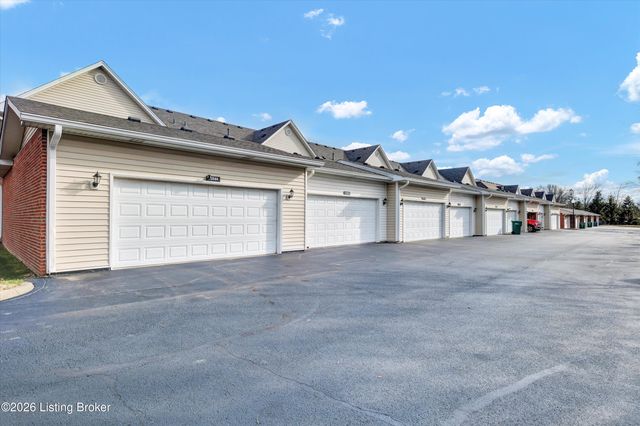 10540 Clayton Allen Blvd, Louisville, KY 40229