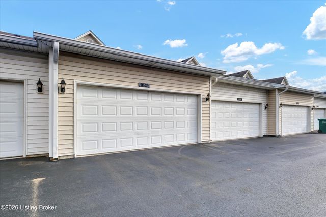 10540 Clayton Allen Blvd, Louisville, KY 40229