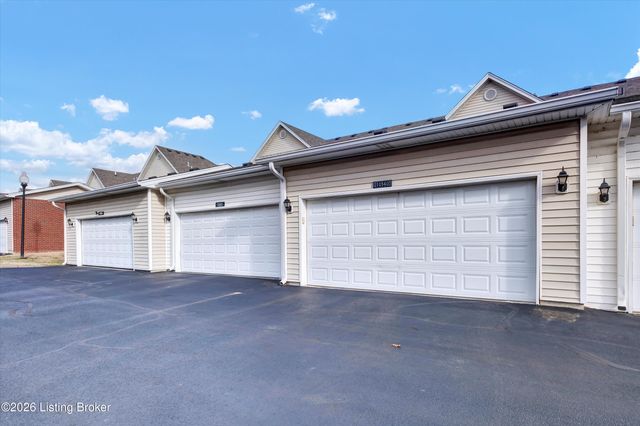 10540 Clayton Allen Blvd, Louisville, KY 40229