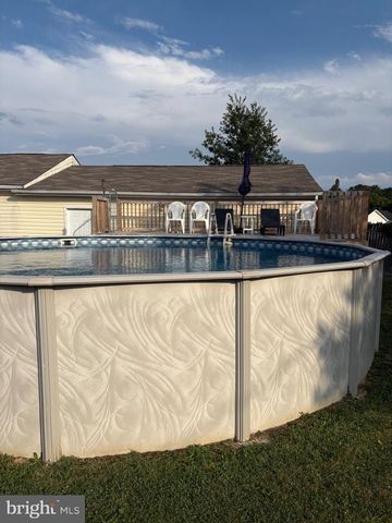 77 BARBIE LN, Martinsburg, WV 25405