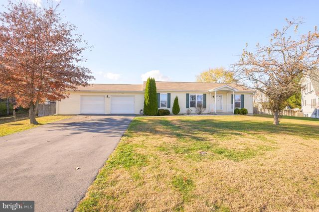 77 BARBIE LN, Martinsburg, WV 25405