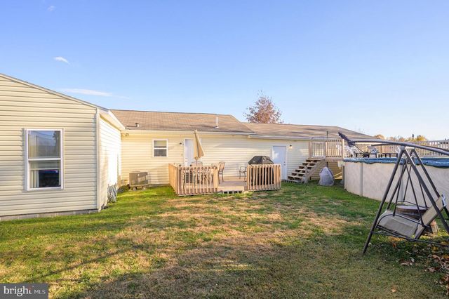 77 BARBIE LN, Martinsburg, WV 25405