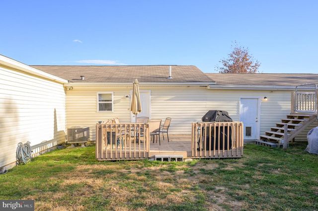 77 BARBIE LN, Martinsburg, WV 25405