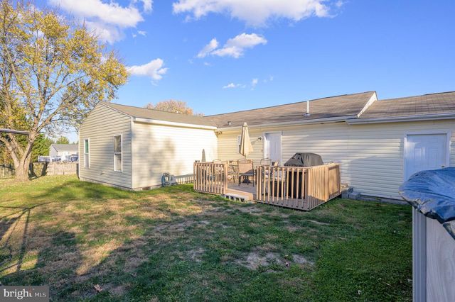 77 BARBIE LN, Martinsburg, WV 25405