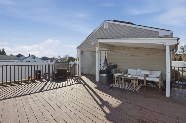 899 Ridge Street, New Bedford, MA 02740