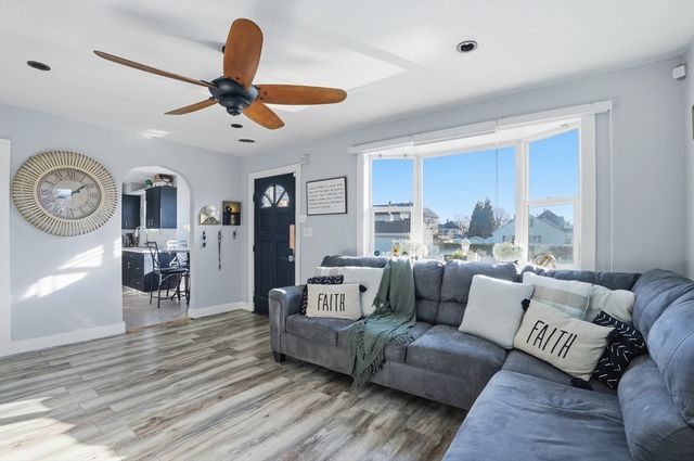 899 Ridge Street, New Bedford, MA 02740