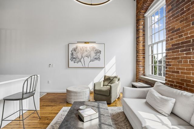 1350 Rosa L Parks Blvd Apt 428, Nashville, TN 37208