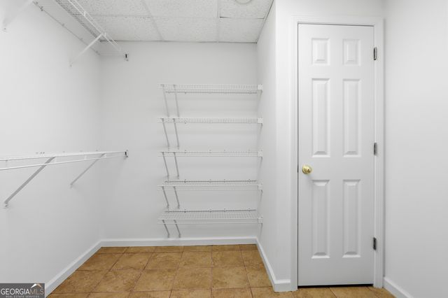 810 Devenish Lane, Roswell, GA 30075