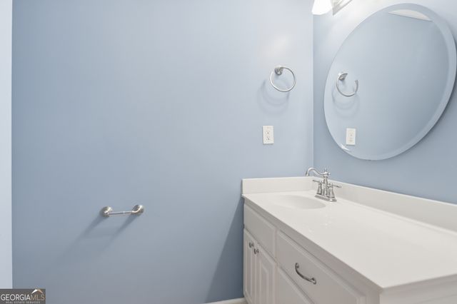810 Devenish Lane, Roswell, GA 30075
