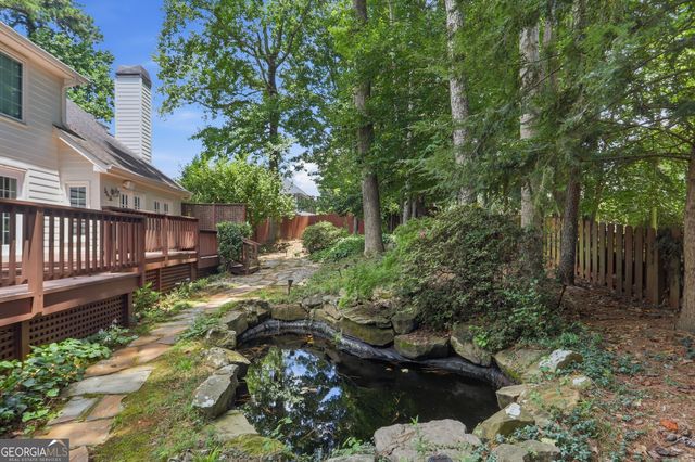 810 Devenish Lane, Roswell, GA 30075
