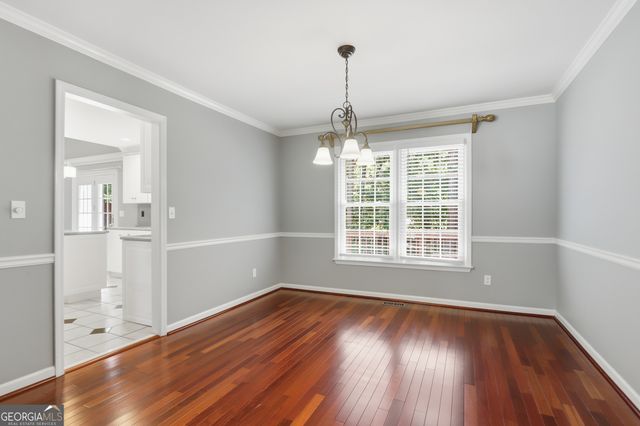 810 Devenish Lane, Roswell, GA 30075