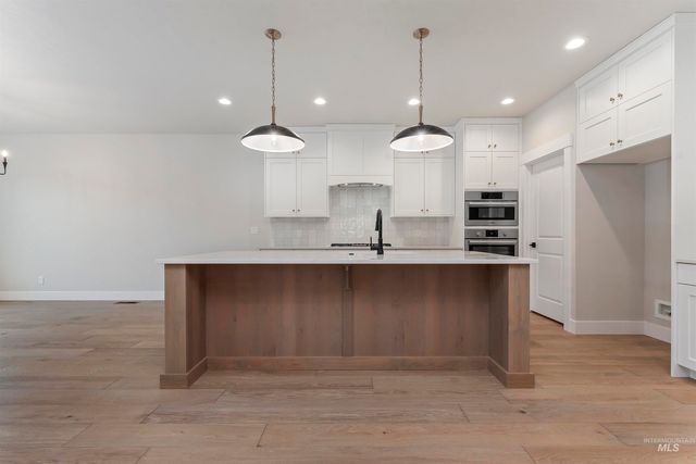 6612 N Good Drive, Eagle, ID 83629