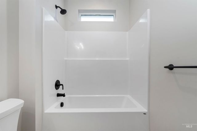 6612 N Good Drive, Eagle, ID 83629