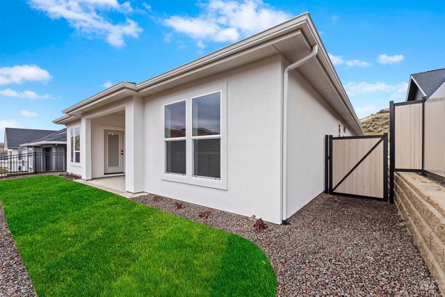 6612 N Good Drive, Eagle, ID 83629