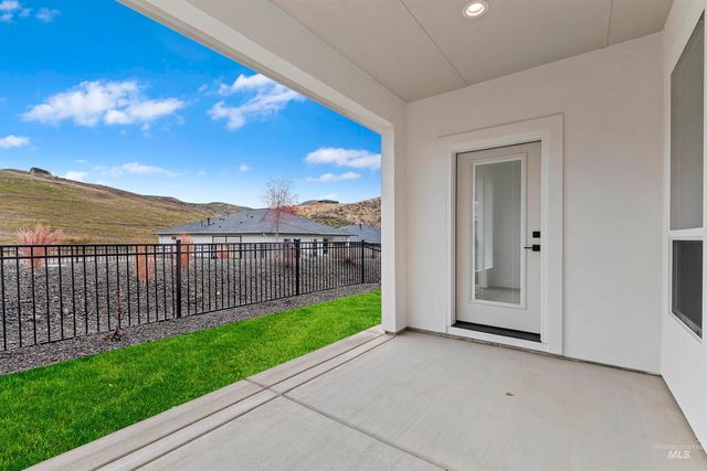 6612 N Good Drive, Eagle, ID 83629