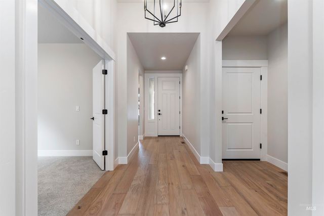 6612 N Good Drive, Eagle, ID 83629