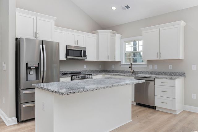 1904 Blue Bird Rd., Loris, SC 29569