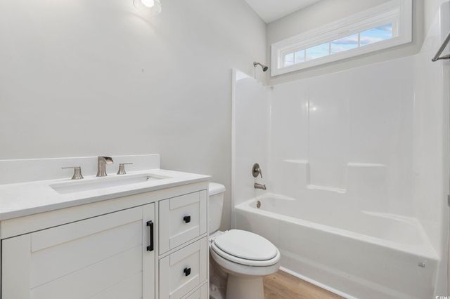 1904 Blue Bird Rd., Loris, SC 29569