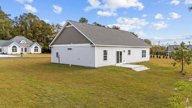1904 Blue Bird Rd., Loris, SC 29569