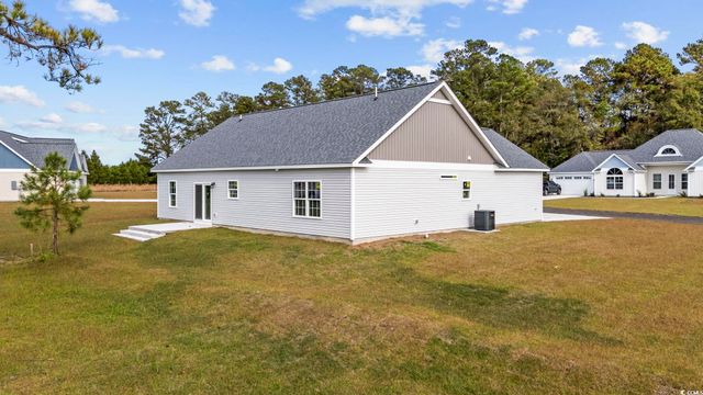 1904 Blue Bird Rd., Loris, SC 29569